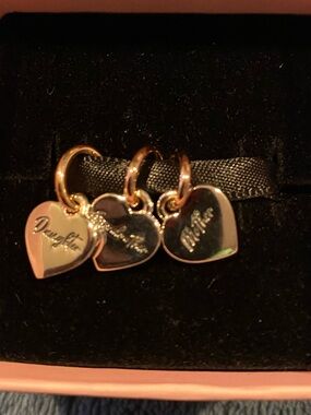 Mother’s Day Pandora Splittable Charm Two-Tone Family Generation Charm NWOT